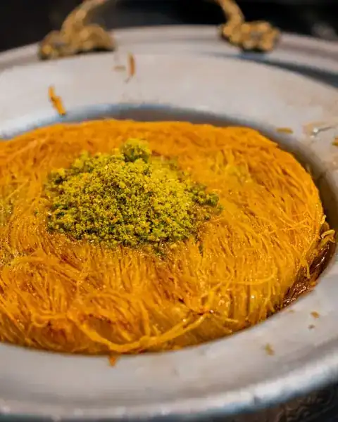 كنافة بالقشطة